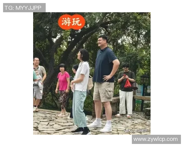 小孩调侃姚明身高引发热议网友纷纷点赞幽默风趣的互动瞬间