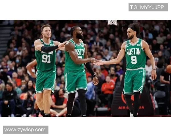 猛龙轻取凯尔特人，小加莱纳复出强势进攻